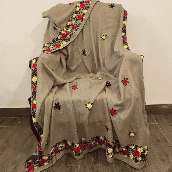 Embroidered pashmina shawl