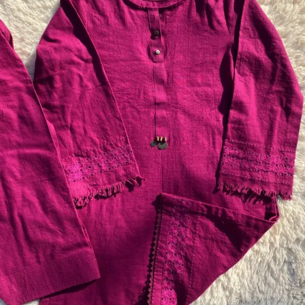 Magenta Handmade Check Tarkashi  2pcs Set