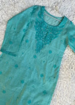 easy breezy chikankari kurta